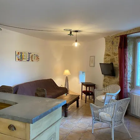 Mas De La Rose Apartment